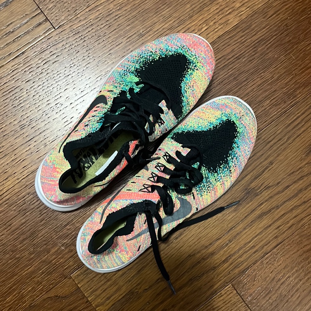 Nike free run flyknit